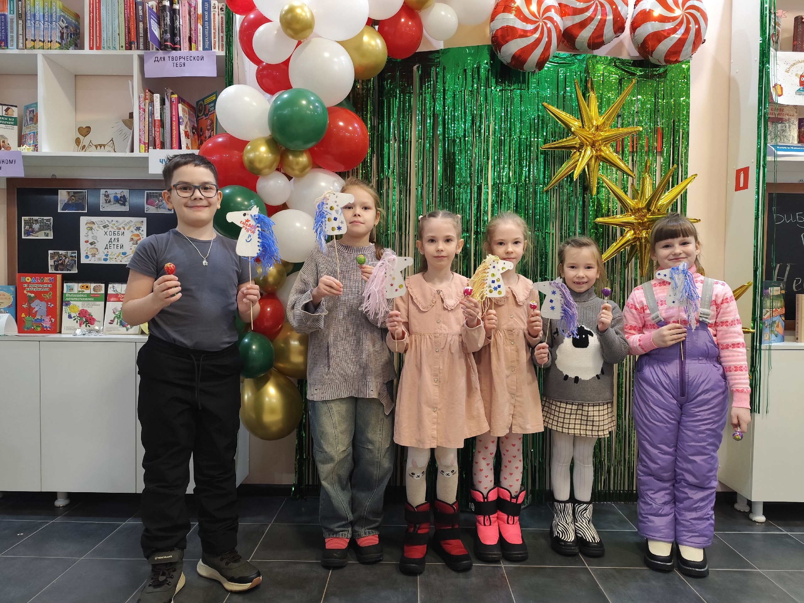 Праздничная встреча  «Жила-была ёлочная игрушка»